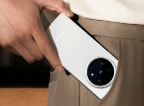 機情問答:vivo X Fold 5值得等嗎 嘗鮮iOS 26有必要嗎?